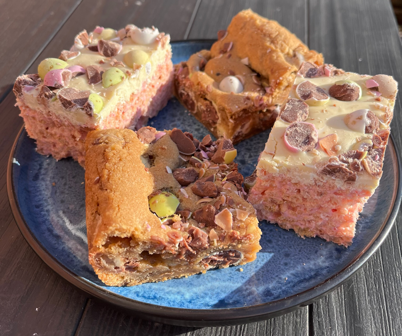 Rosie's Sweet Eats - mini egg cake