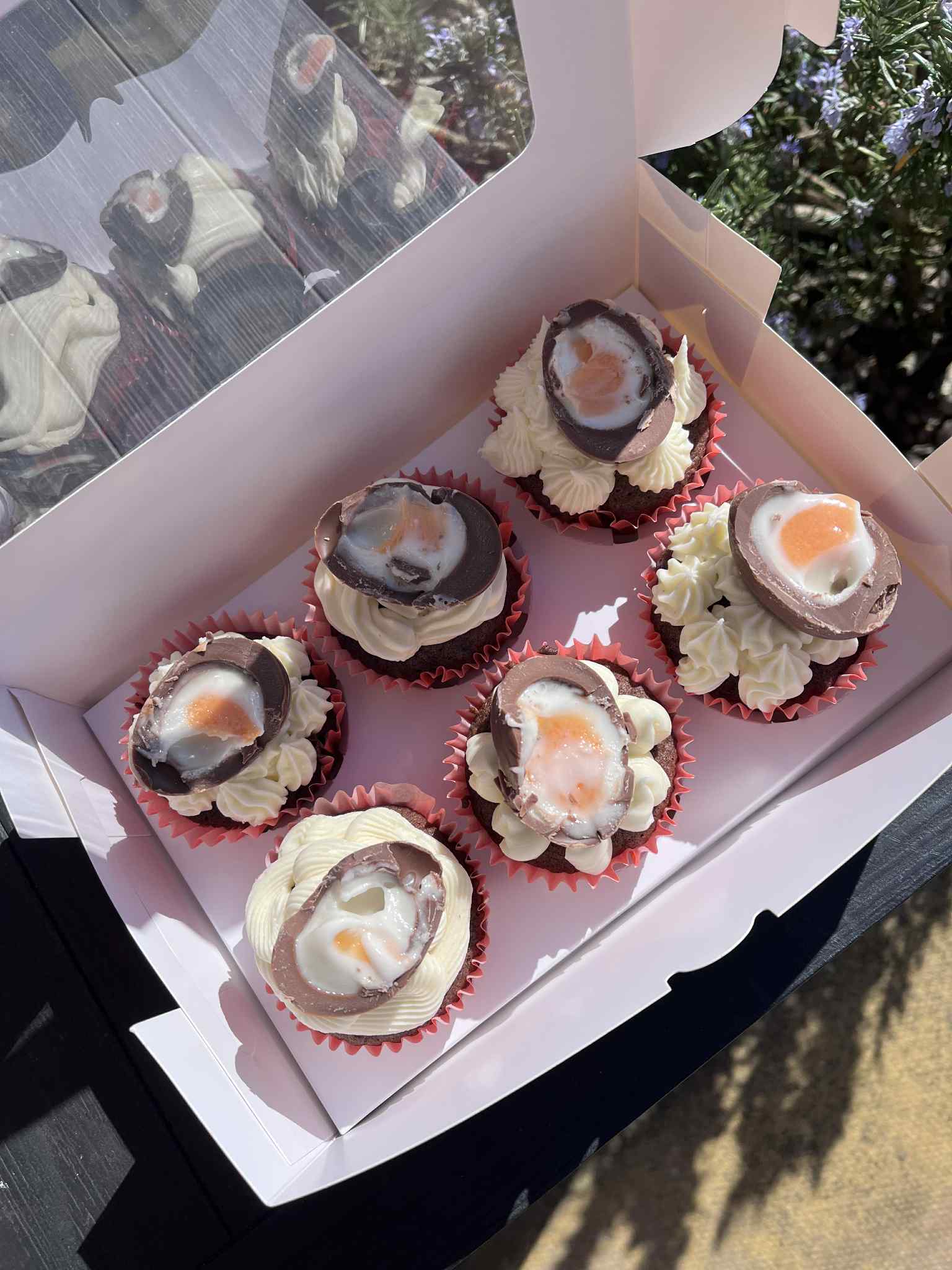Creme Egg Cupcake